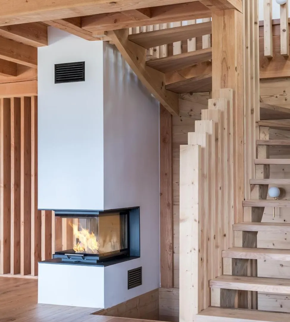 Chalet Avec Piscine Et Vue Panoramique Комблу